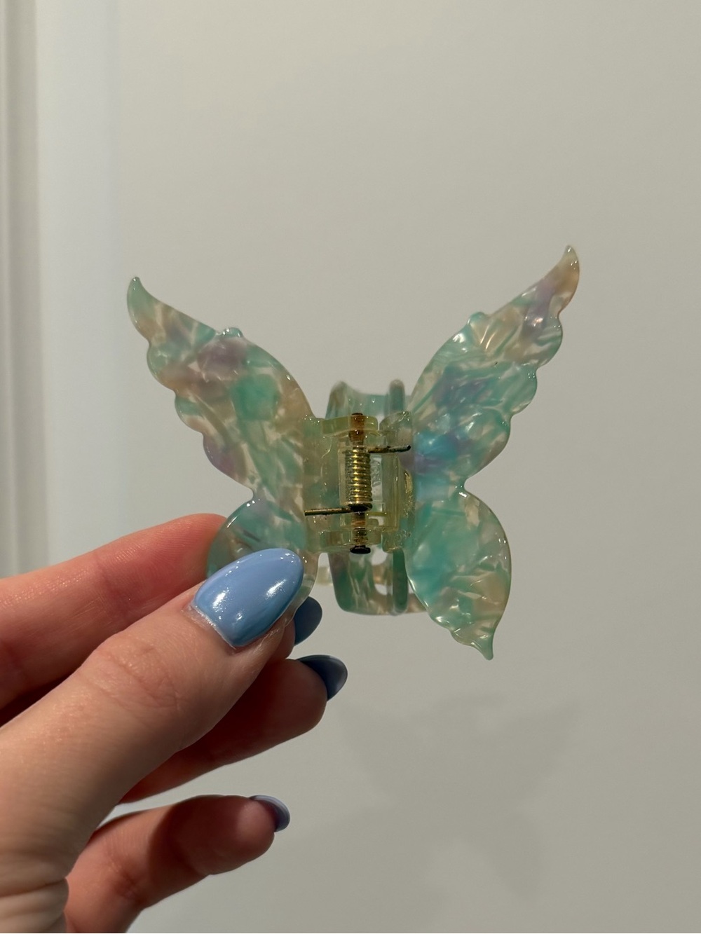 Emi Jay Papillion Clip